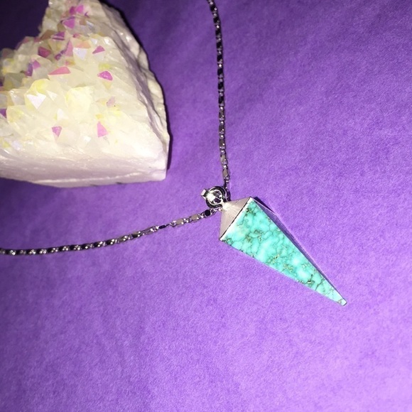 β¨πSilver Turquoise Howlite Pendulum Necklaceβ¨ - Picture 5 of 12